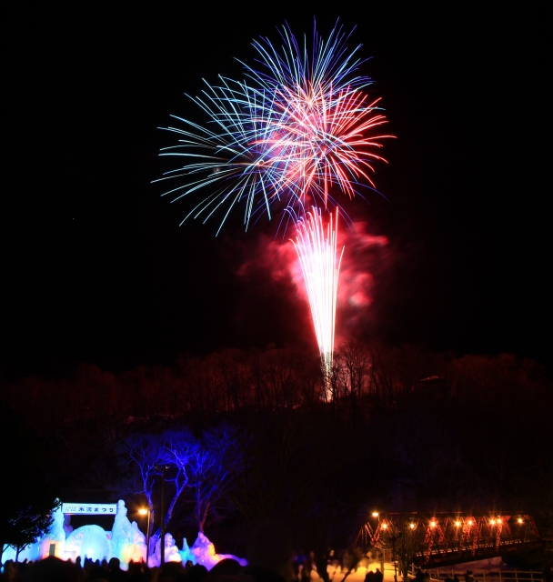 支笏湖氷濤まつり花火